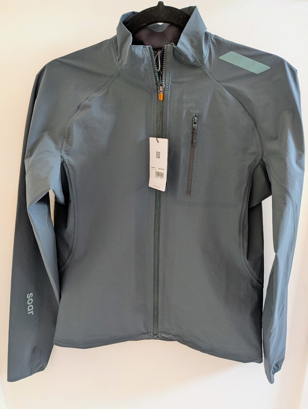 SOAR Running NWT Rainout Shell Jacket Small Green Gables